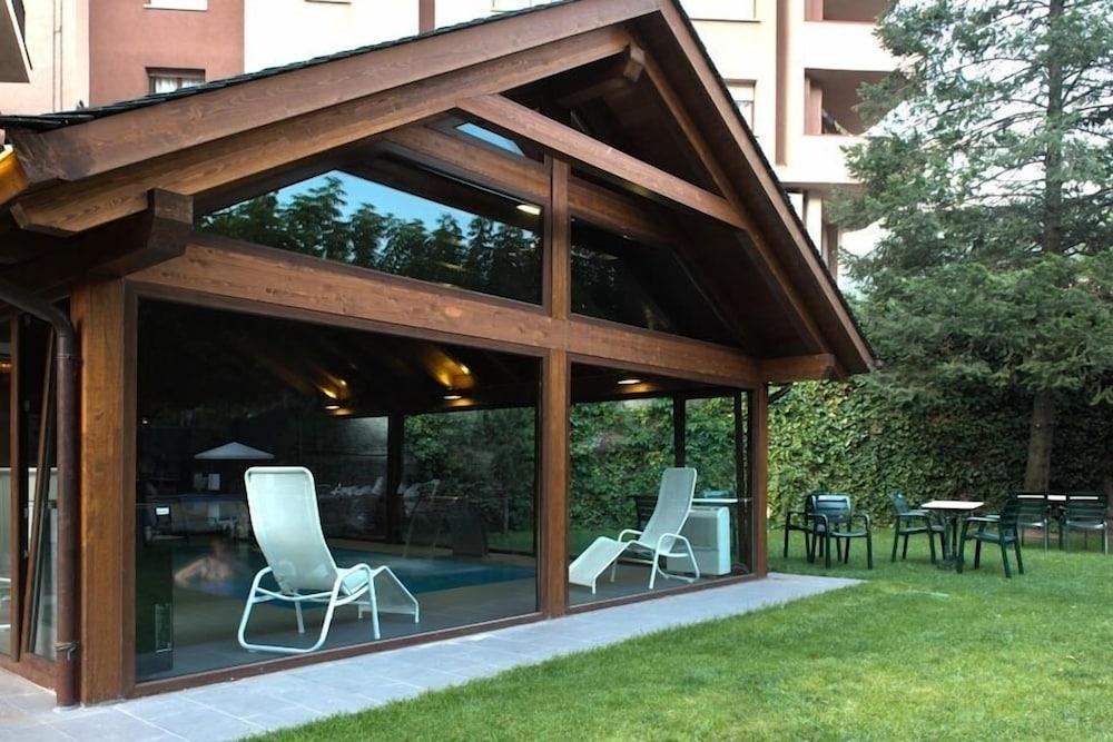 Apartamentos Pessets Adelaida Сор Екстер'єр фото