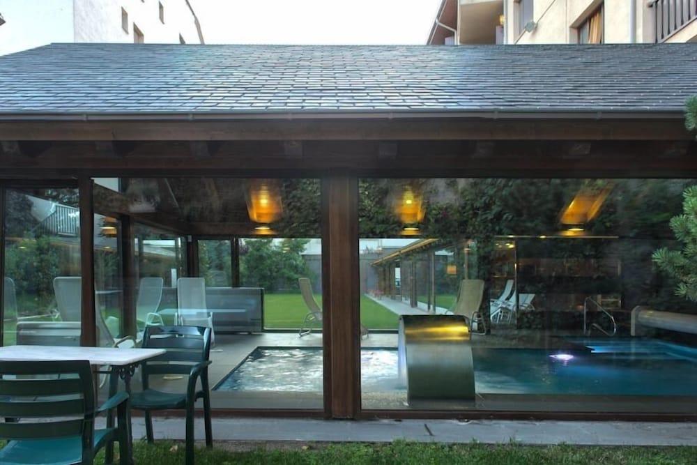 Apartamentos Pessets Adelaida Сор Екстер'єр фото