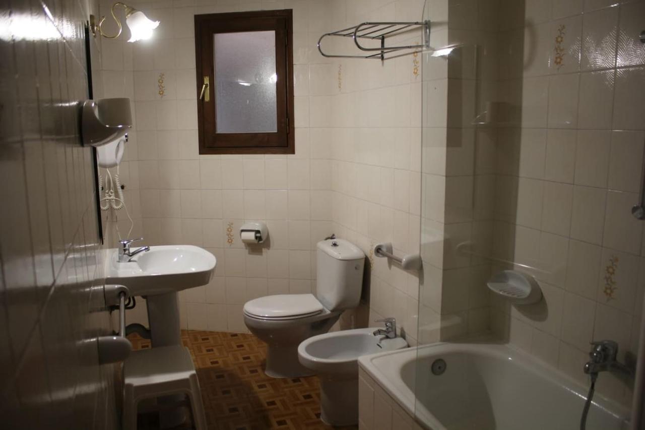 Apartamentos Pessets Adelaida Сор Екстер'єр фото